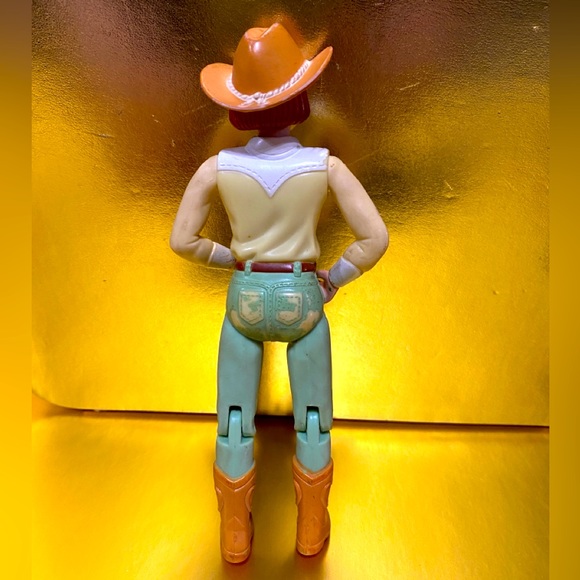 FISHER PRICE 2001 LOVING FAMILY WESTERN STYLE COWGIRL POSABLE DOLLHOUSE DOLL 6” - Picture 6 of 8